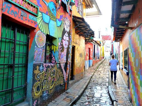 free walking tour bogota colombia|bogota street art.